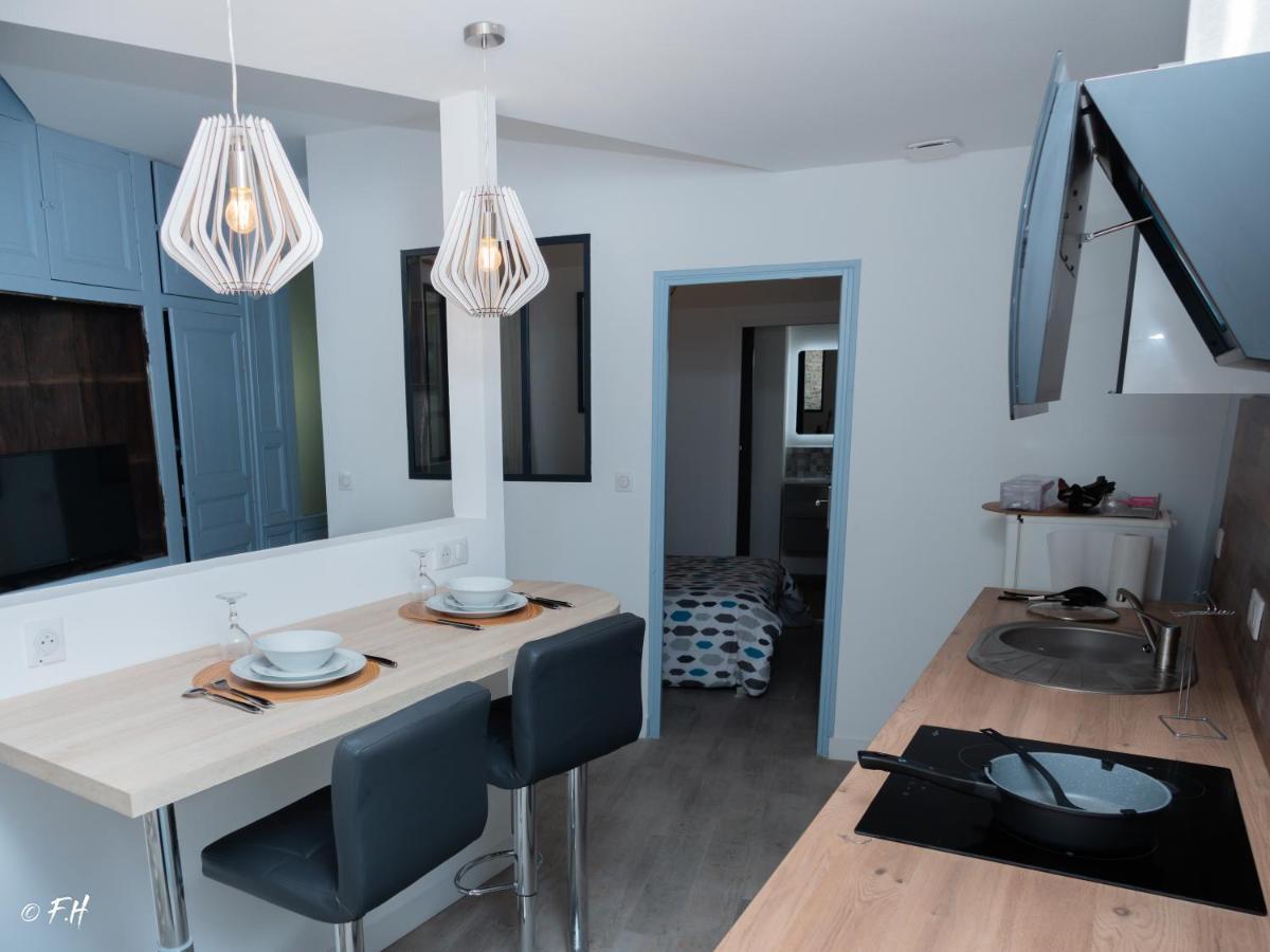 Le Vieux Laval Apartman Laval  Kültér fotó