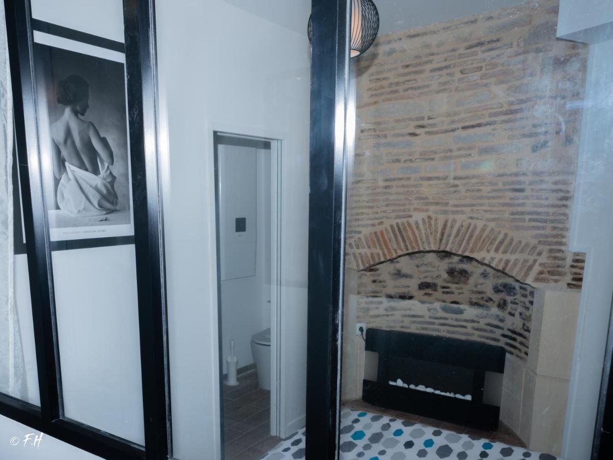 Le Vieux Laval Apartman Laval  Kültér fotó