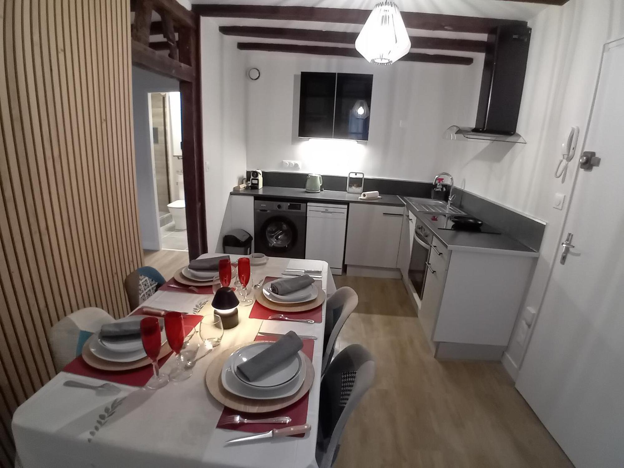 Le Vieux Laval Apartman Laval  Kültér fotó